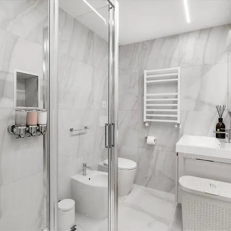 Apartament Modern Quiet Super Luxury Mediolan