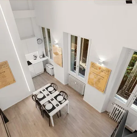 Modern Quiet Super Luxury Mediolan