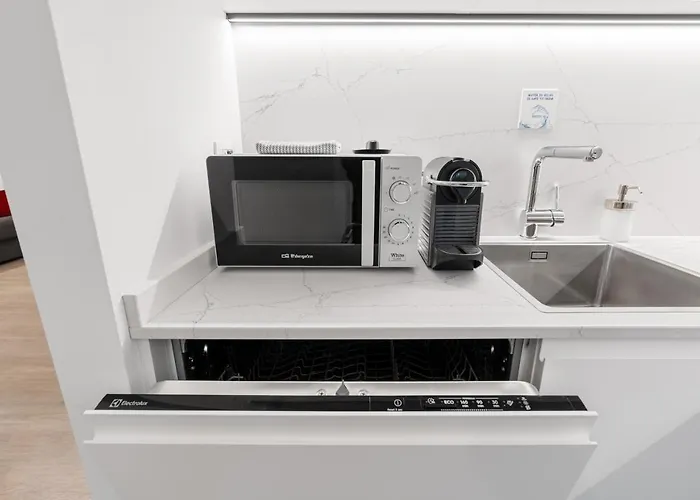 Modern Quiet Super Luxury Apartment *